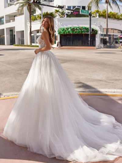 Svadobné šaty / OKSANA MUKHA LISANDRA